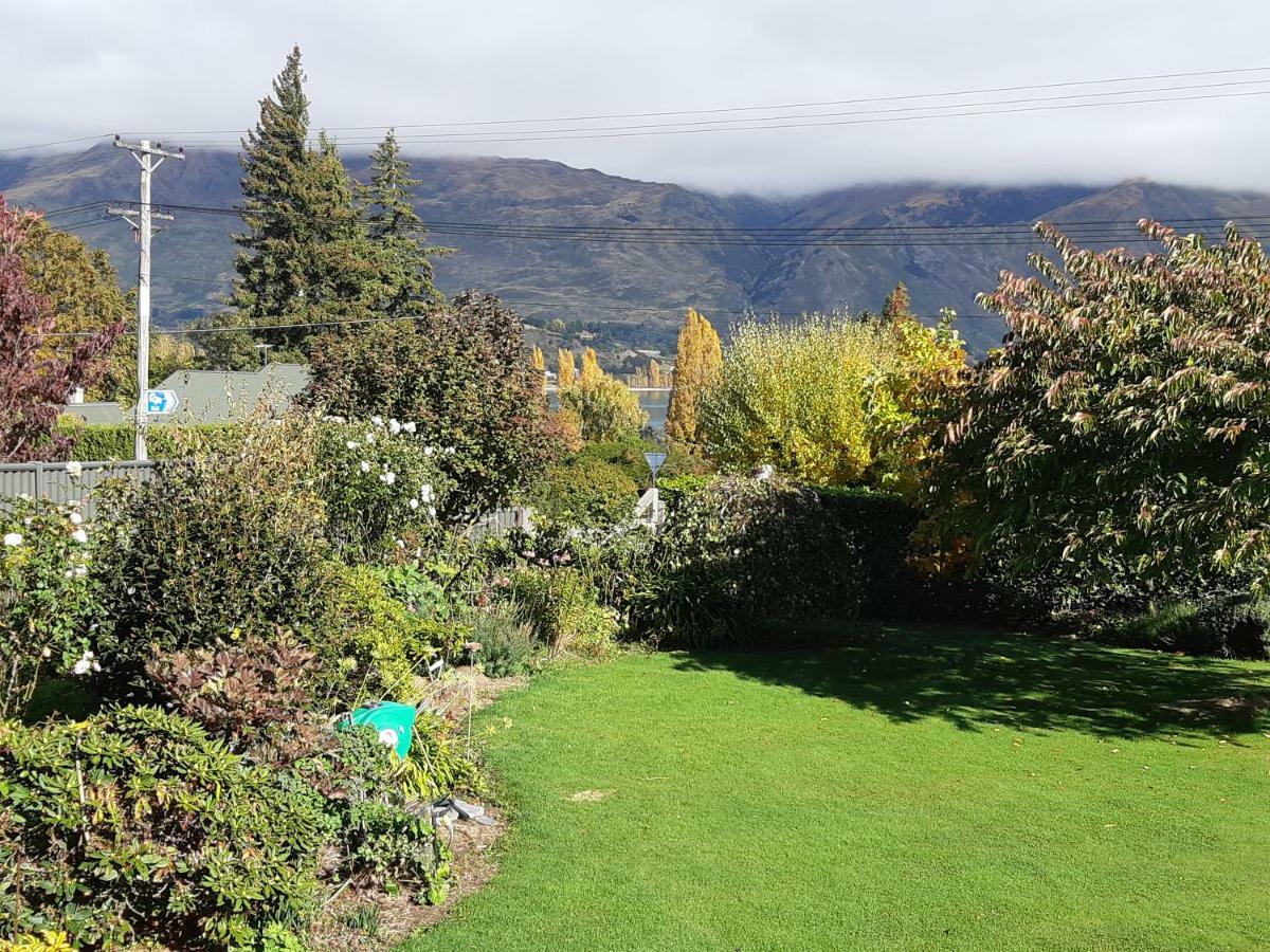 Central Wanaka | Lake & Mtn Views | Well Appointed Apartment Exterior photo